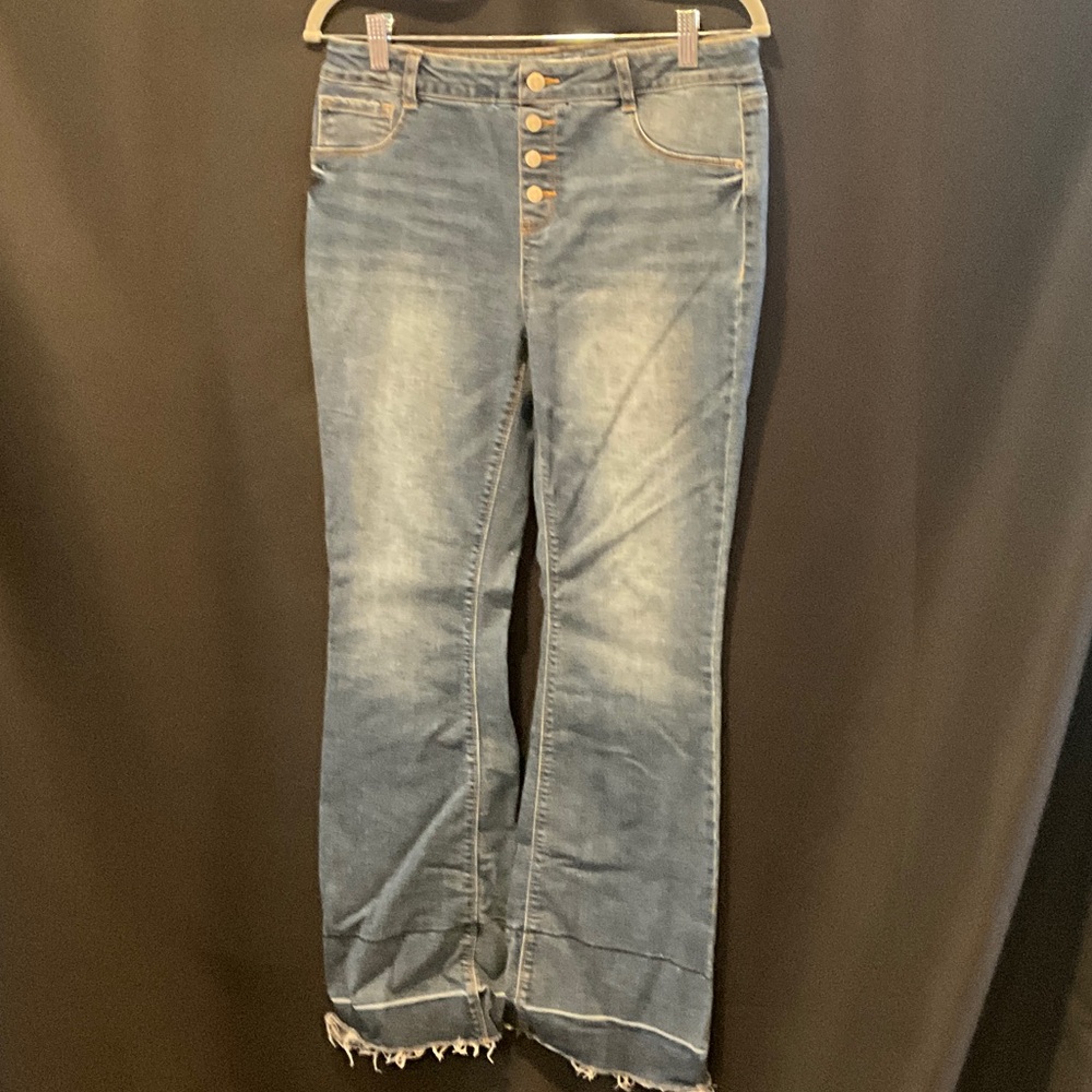 Chic Light Blue Flare Jeans